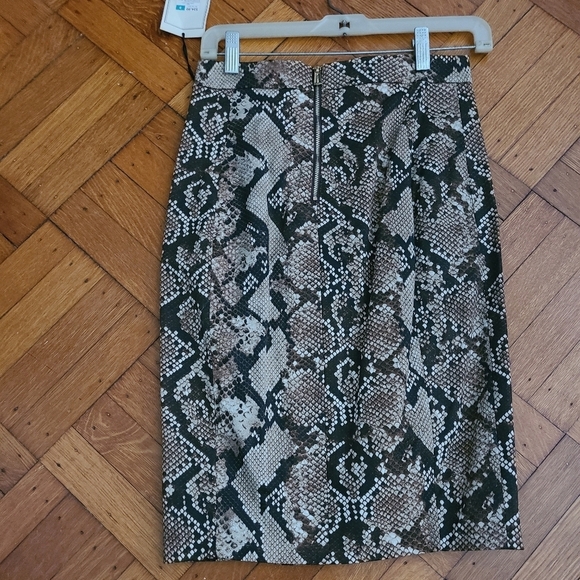 HP🔥NEW W TAGS, ALtuzarra skirt pencil w slit - Picture 4 of 6